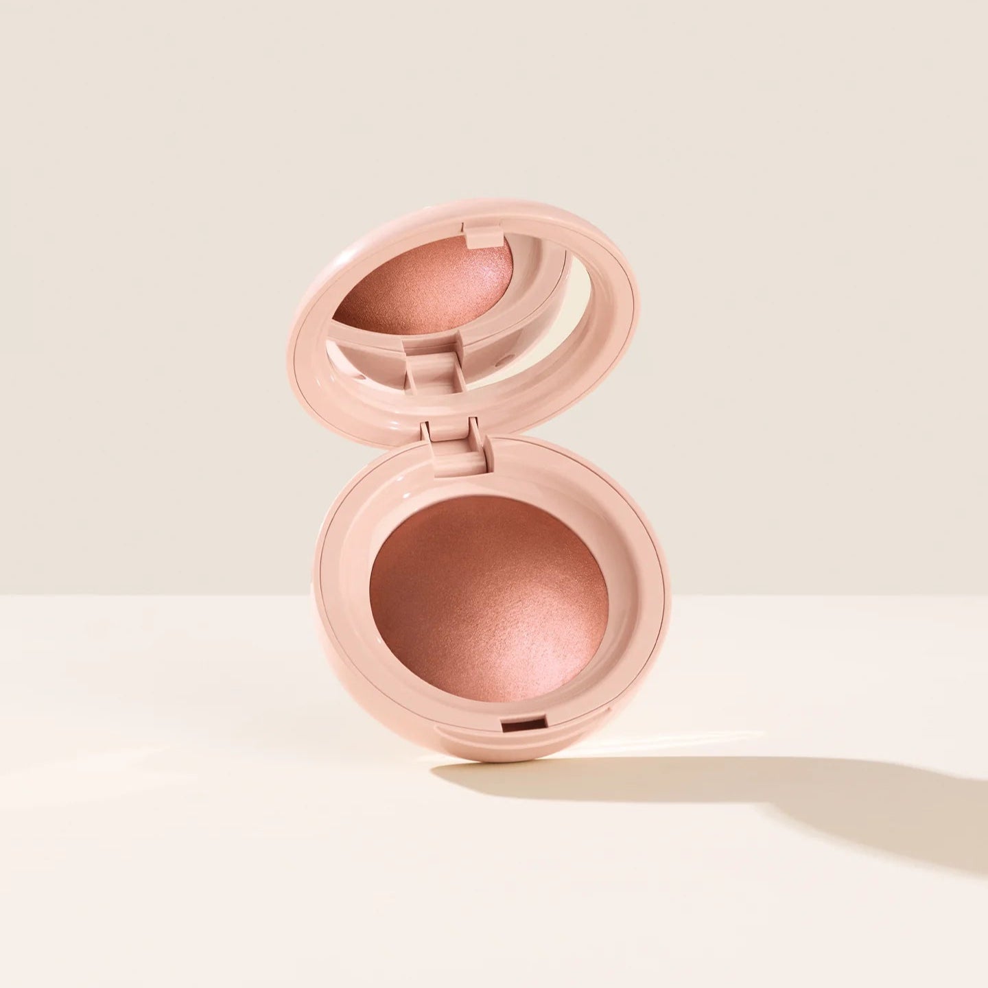 Rare Beauty-	 Positive Light Silky Touch Highlighter Nuki-hn